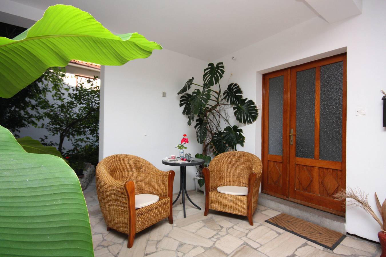 Zimmer mit Balkon und Meerblick Banjol, Rab S-5077-b in Banjol, Rab