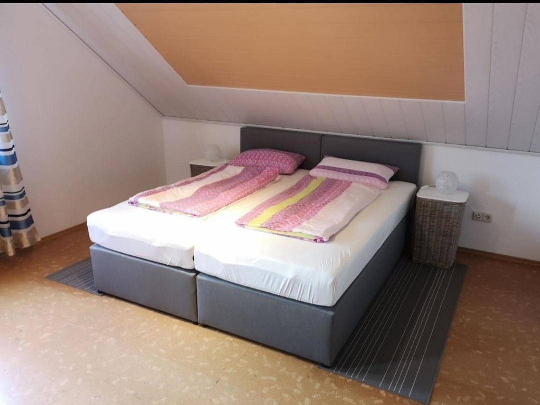 Ganze Wohnung, Ahornweg Ferienwohnung in Gebsattel, Taubertal