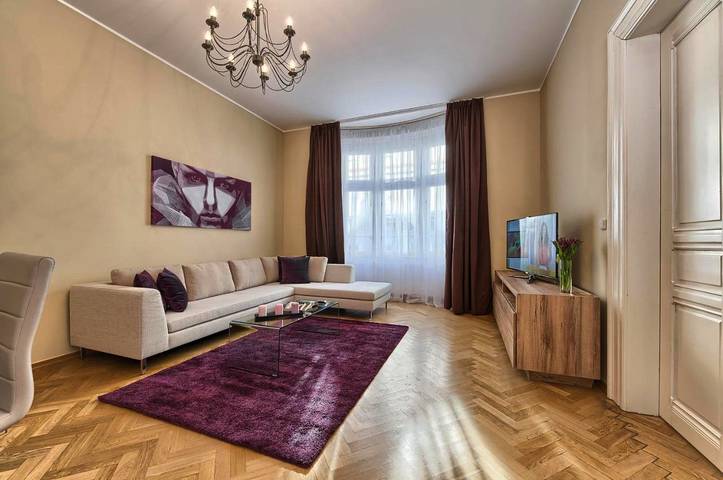 Ferienwohnung für 8 Personen, mit Ausblick und Balkon in Josefstadt