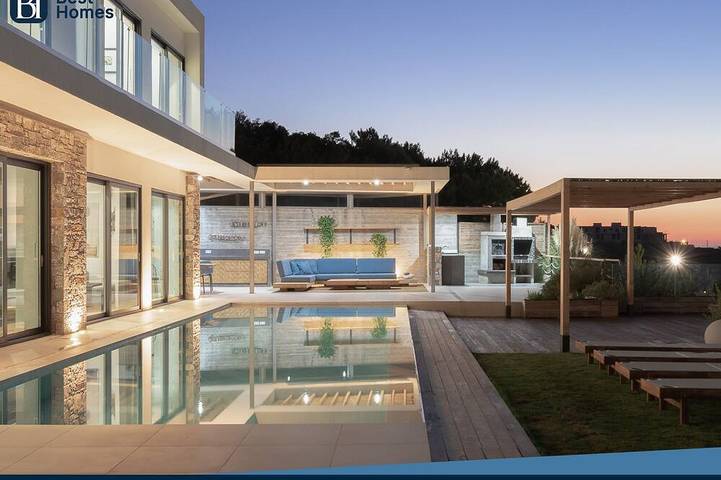 Villa für 10 Personen, mit Garten und Balkon - 1