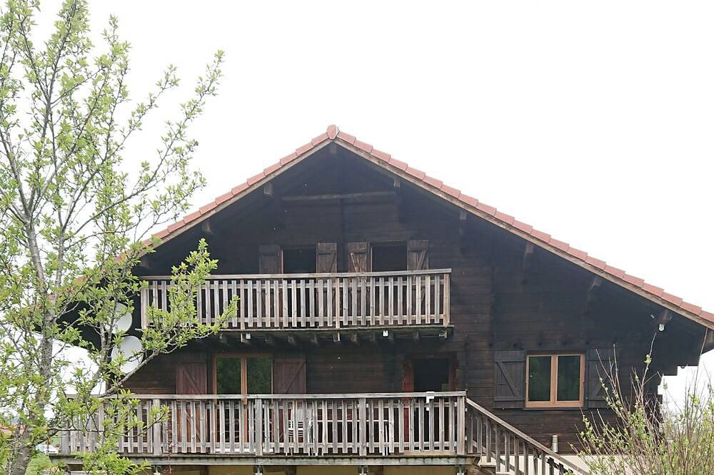 Joli châlet pour amoureux de la nature. in Station de Pré Poncet, Mouthe-Lac et Mont d’Or
