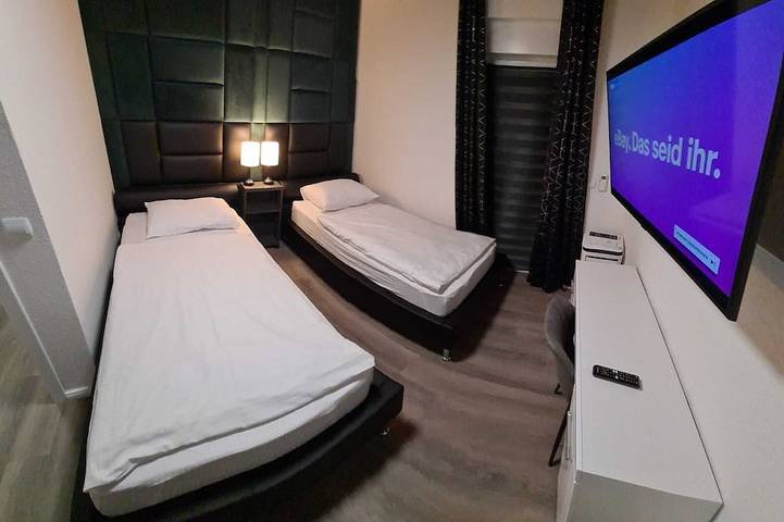 Ganze Wohnung, W5 Ferienwohnung mit 2 Schlafzimmer in Hüllhorst, Wiehengebirge