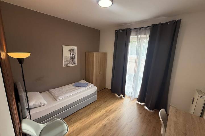Ganze Wohnung, 7/10 Apartment in Oberschleißheim, Landkreis München
