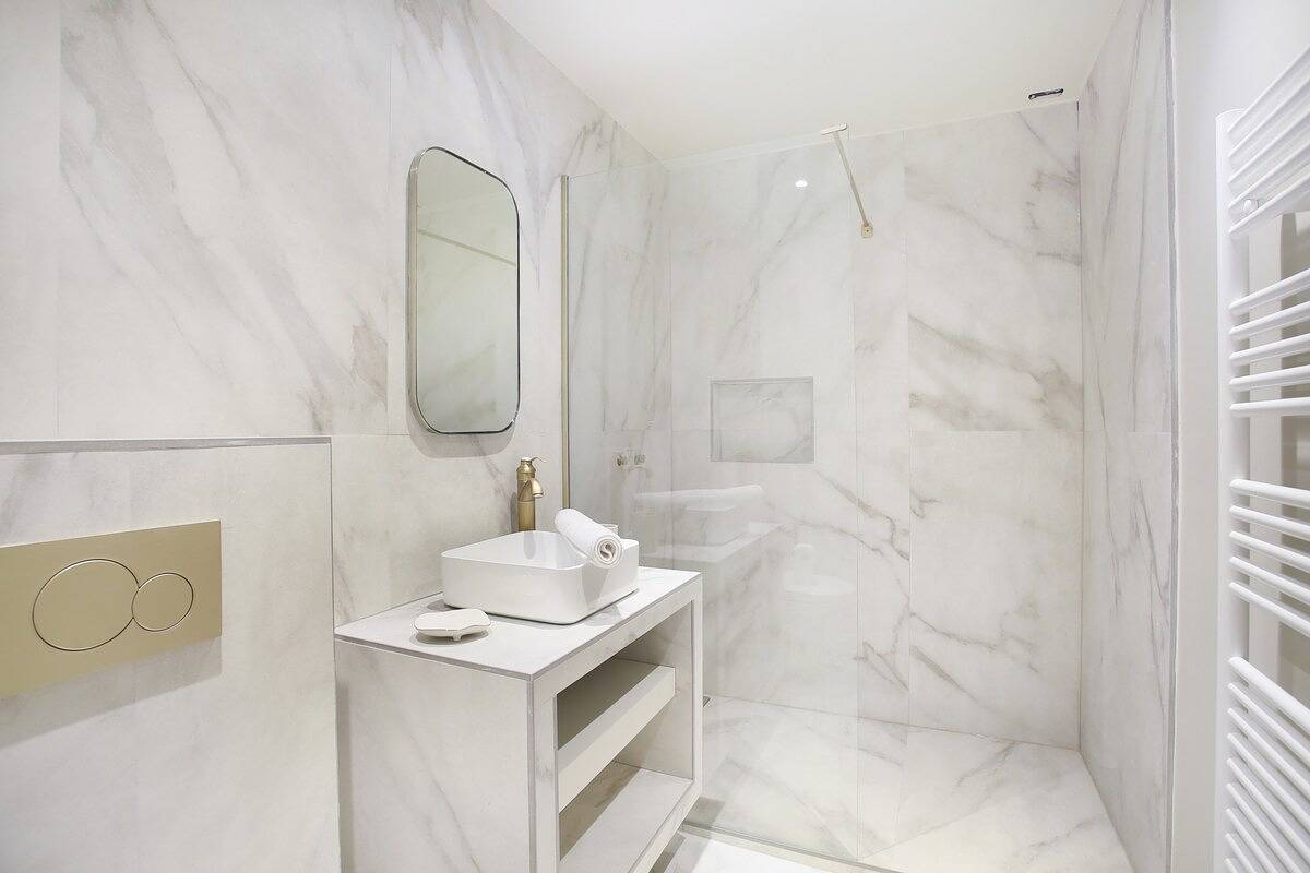 Entire apartment, Sublime apartment Center of Paris in 10th Arrondissement, Paris