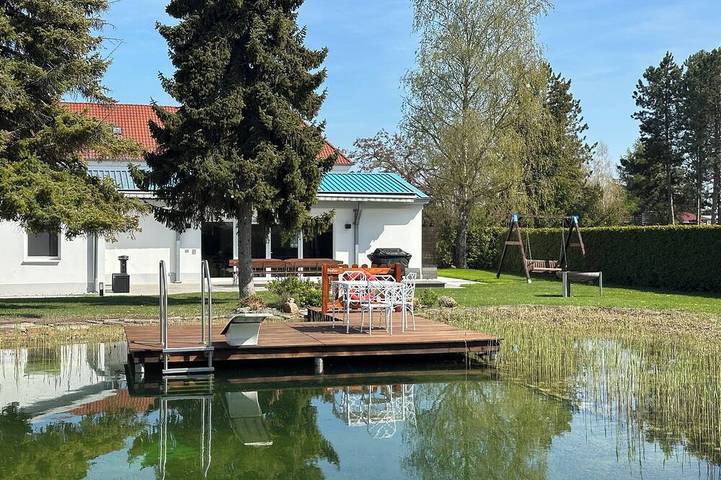 Ferienhaus für 13 Personen, mit Pool