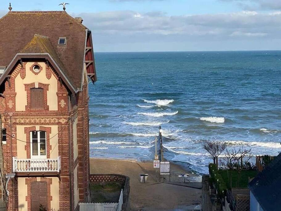 Cottages Normands (deux maisons) in Houlgate, Région de Lisieux