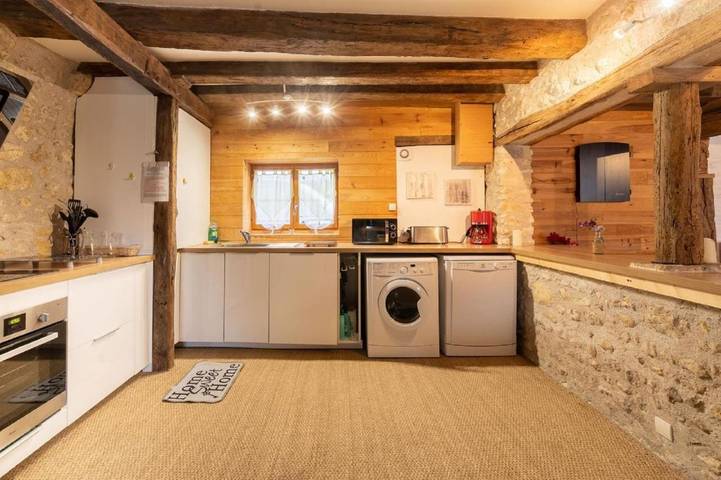 Maison d’hôte pour 7 personnes, avec jardin ainsi que jacuzzi et piscine, adapté aux familles à Mosnes - 4