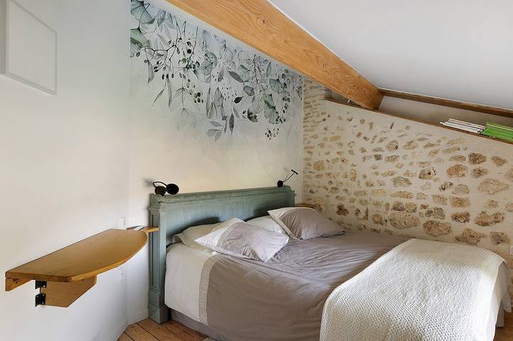Location de vacances pour 4 personnes, avec jardin ainsi que piscine et terrasse à Vouneuil-sous-Biard - 2