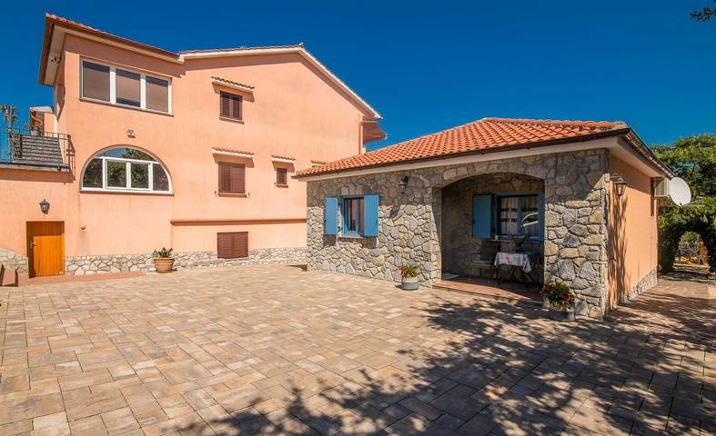 Ferienwohnung für 5 Personen, mit Terrasse auf Krk - 3