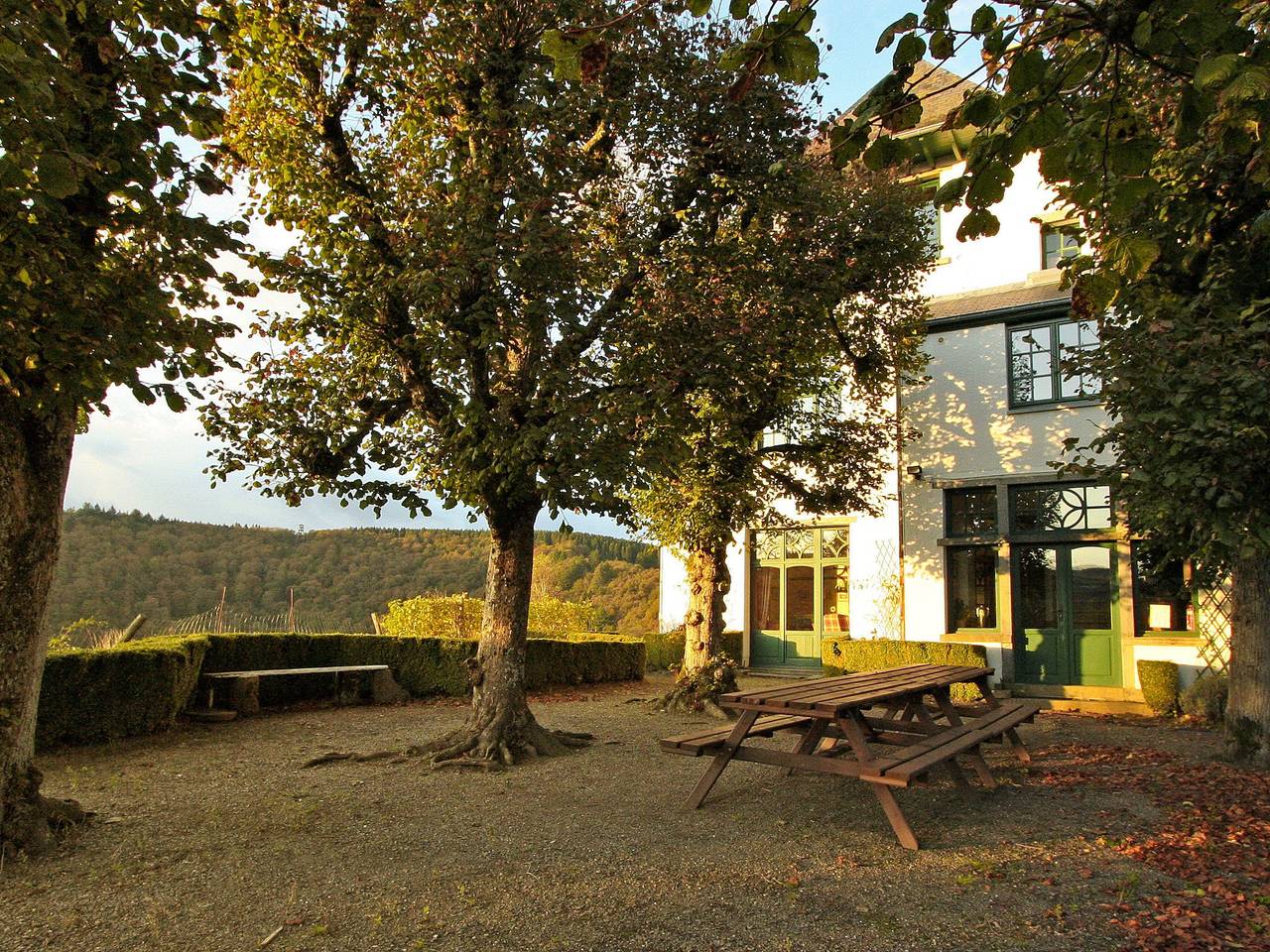 Haus in der Nähe der Burg Bouillon in Bouillon, Neufchâteau und Umgebung