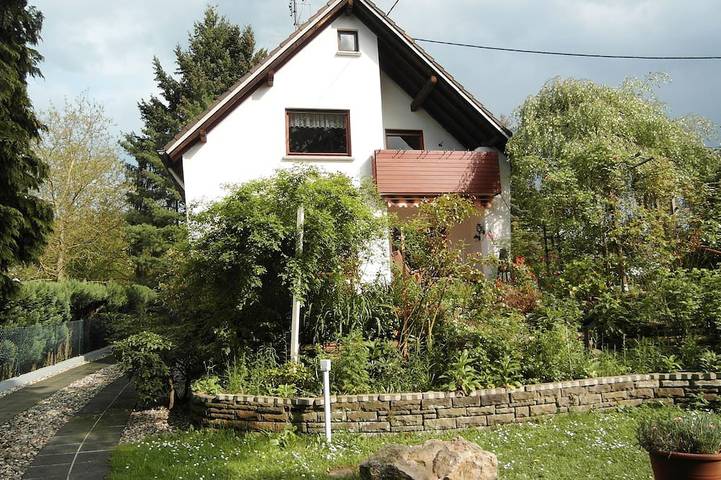 Ferienhaus für 4 Personen, mit Garten und Balkon