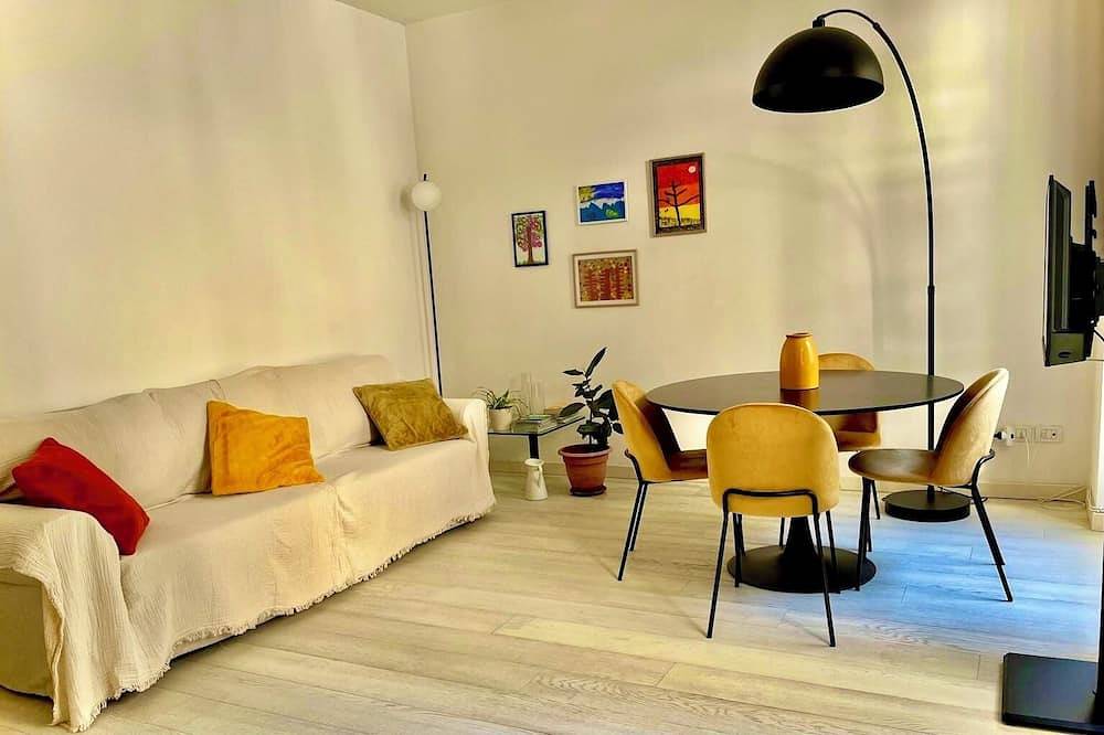 Ganze Wohnung, La Corte. One-bedroom apartment close to the Cathedral in Trient, Fleimstaler Alpen