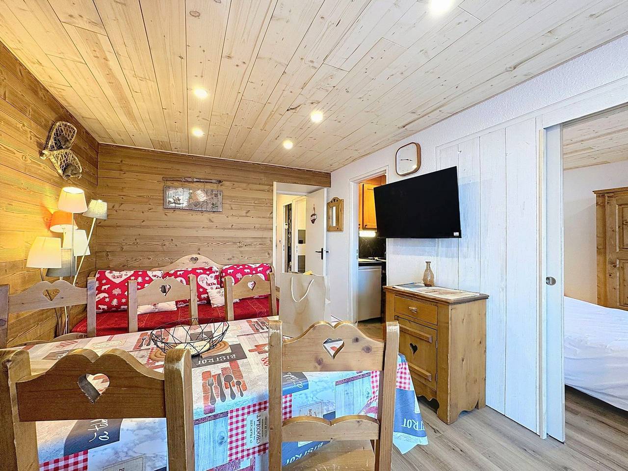 Apartamento entero, Apartamento renovado 2 piezas - 7 pers - Al pie de pistas in Le Corbier, Villarembert