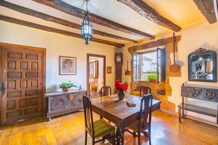 Casa de vacaciones para 12 personas, con piscina además de terraza y vistas, Se admiten mascotas en Navarra - 4