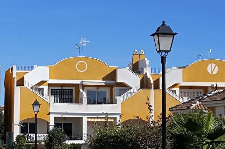 Ferienwohnung für 5 Personen, mit Balkon und Pool