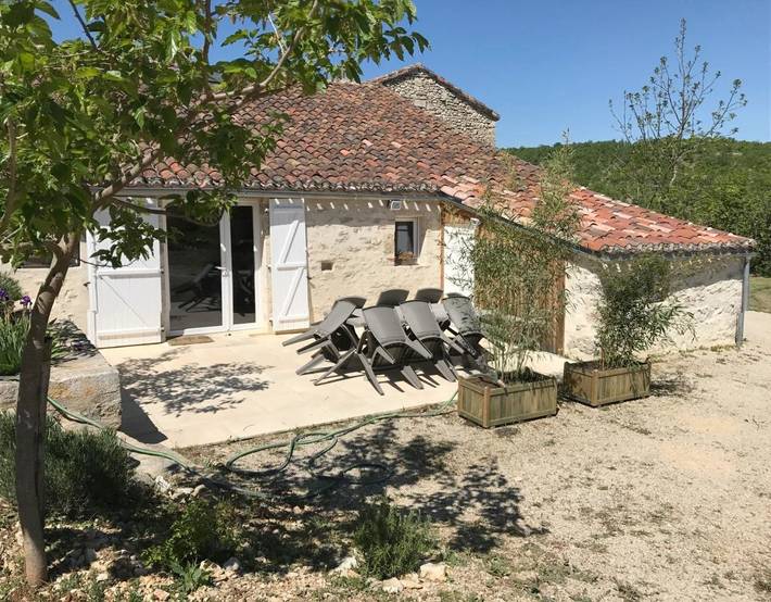 Maison de vacances pour 8 personnes, avec Balcon et Terrasse ainsi que Jardin et Piscine à Cahors