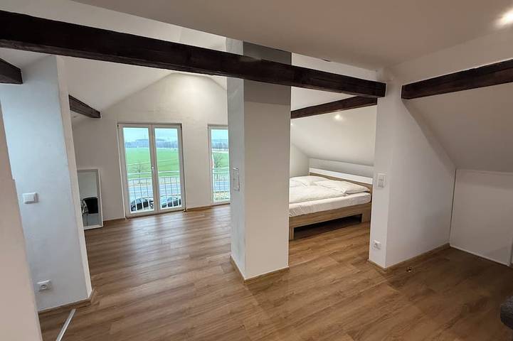 Ganze Wohnung, 1-Zimmer Wohnung in Vilseck mit WLAN, fußläufig zur Basis & Food Trucks in Vilseck, Ostbayern