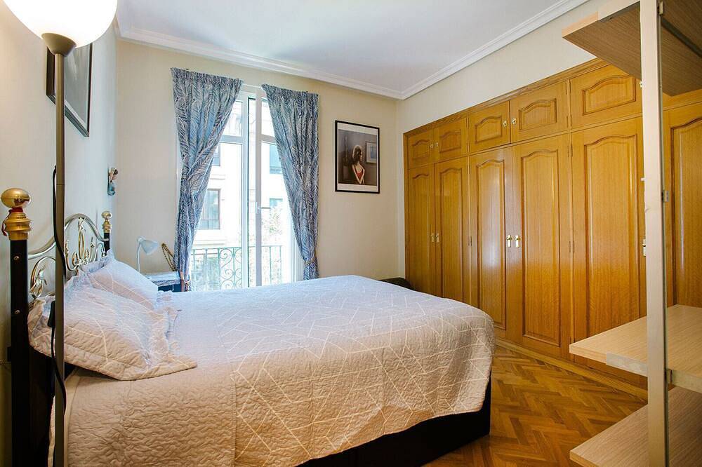 Ganze Wohnung, Select, Downtown, next to Avda., 5 min. walk to beaches and Old Town in Playa de la Concha, San Sebastian