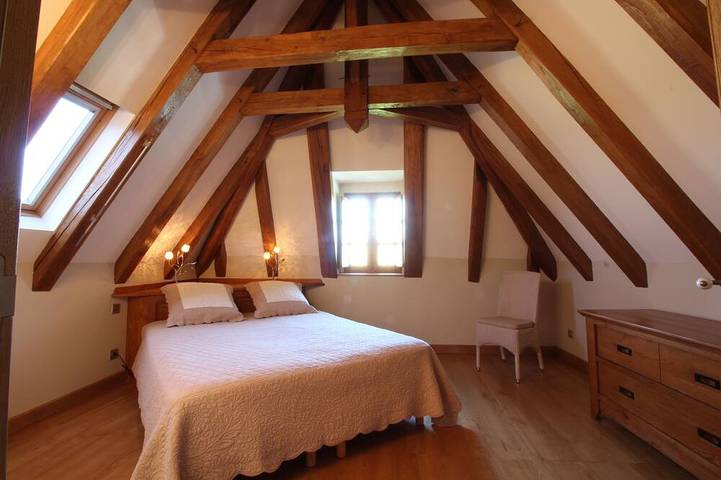 Location de vacances pour 8 personnes, avec terrasse et jardin à Jayac - 3