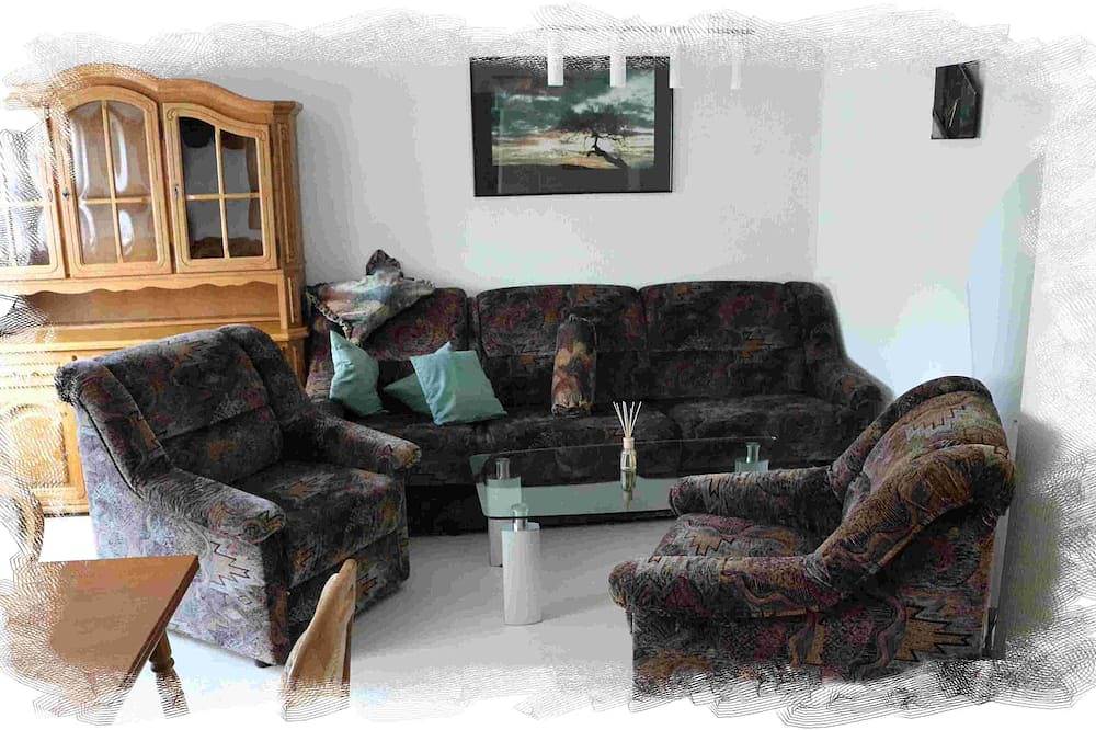 Ganze Wohnung, Ferienwohnung mit Charme in Kaltenwestheim, Biosphärenreservat Rhön
