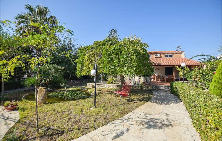 Casa de vacaciones para 7 personas, con jardín además de jacuzzi y terraza - 1