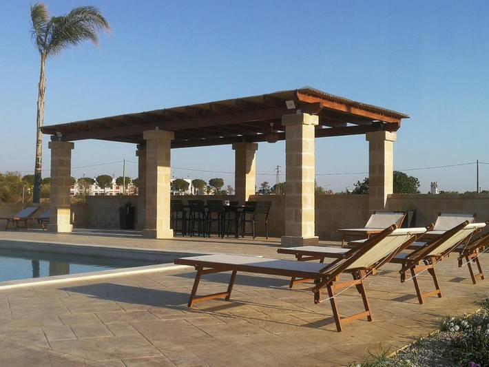 Casa vacanza per 10 persone, con Giardino e Piscina nonché Panorama a Soleto