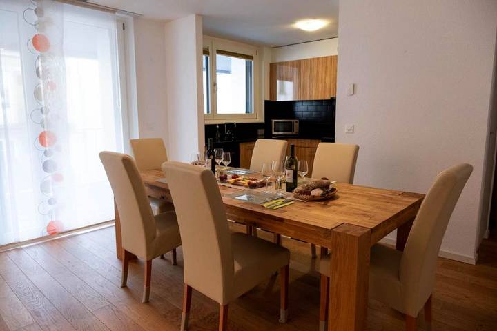 Appartement de vacances pour 5 personnes, avec Balcon ainsi que Terrasse et Vue