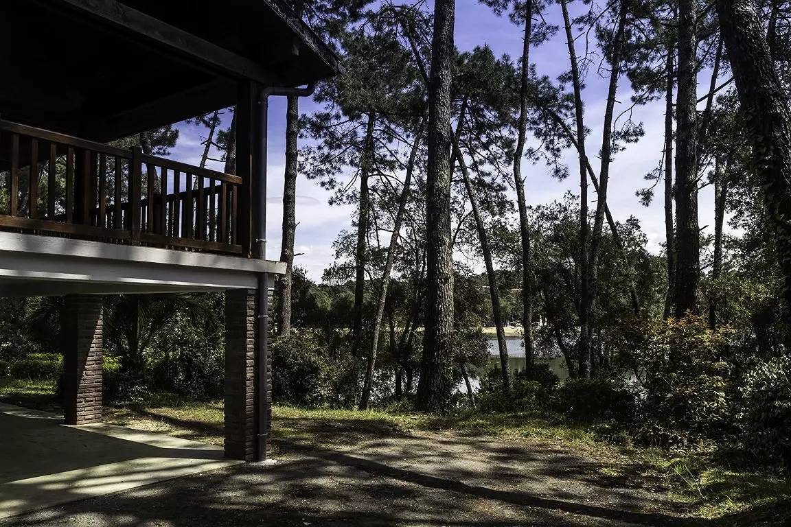 Villa Le Menez for 10 people on large plot with lake views in Seignosse Océan, Hossegor