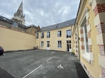 Gîte pour 4 personnes, avec vue et balcon à La Flèche