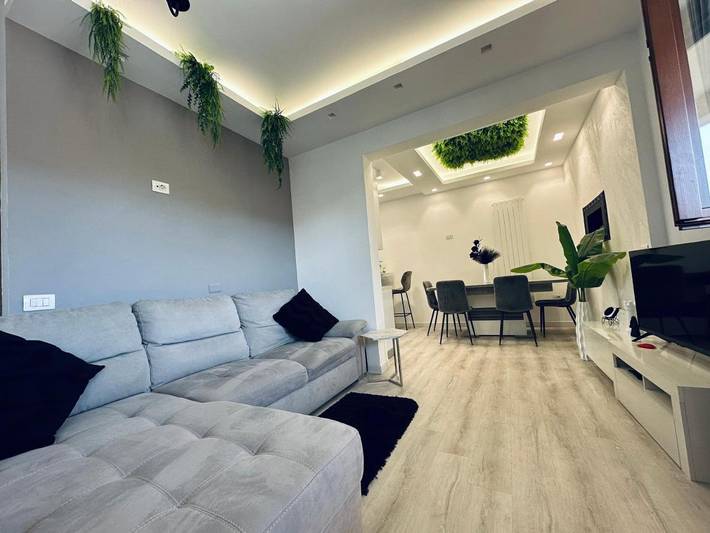 Casa vacanza per 5 persone, con idromassaggio e piscina nonché giardino, adatto a famiglie con bambini a Anzio