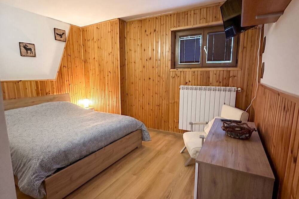 Entire apartment, Homerez - 1-Bedroom Mountain View Apartment in Roccaraso, Alto Sangro
