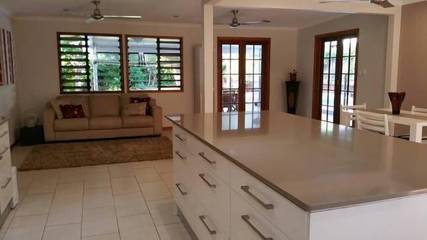 Holiday Home for 8 People in Trinity Beach, Cairns, Photo 1