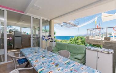 Villaggio Vacanze per 8 Persone in Montenegro, Foto 3