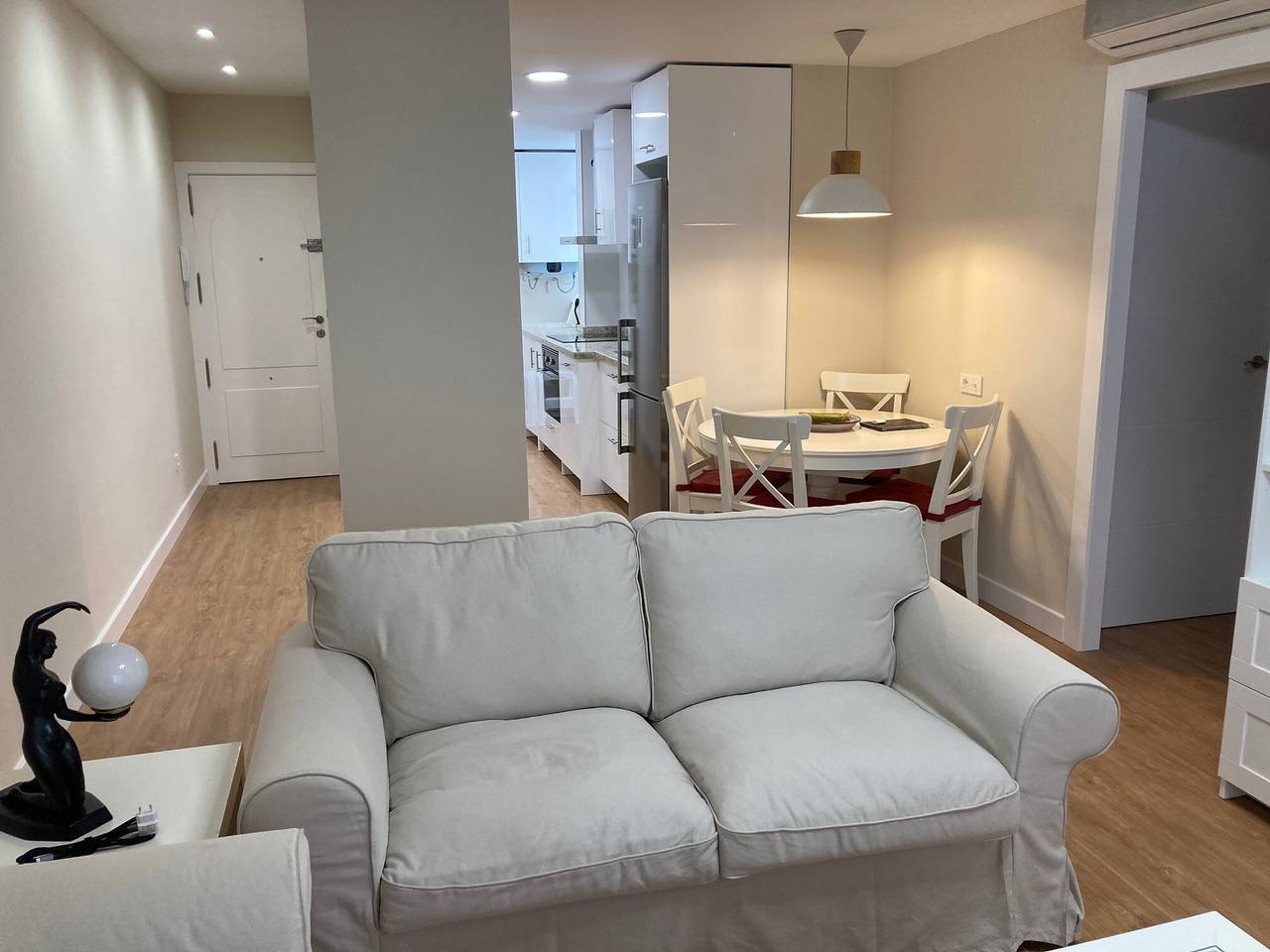 Hel lägenhet, Apartment 'Bahía Beach' with Private Terrace, Wi-Fi and Air Conditioning in La Herradura, Almuñecar