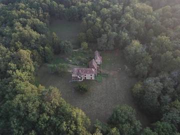 Gîte pour 12 personnes, avec terrasse et vue à Mauzens-et-Miremont