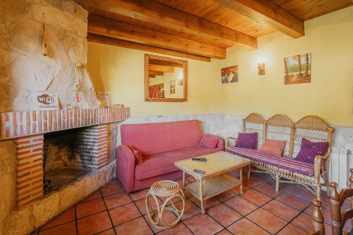 Casa rural 'El Pico Llanillo' en Ribera del Duero con piscina privada in San Miguel del Arroyo, Provincia de Valladolid
