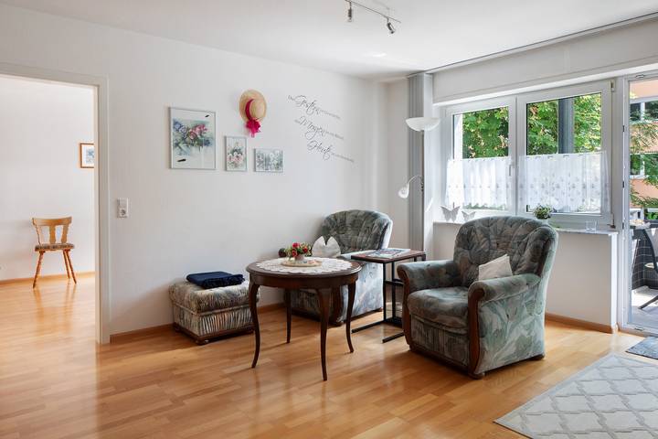 Ganze Wohnung, Ferienwohnung 'Ardoma' mit Balkon und Wi-Fi in Stühlinger (Freiburg), Freiburg