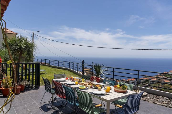 Location de vacances pour 9 personnes, avec Balcon et Jardin à Câmara de Lobos