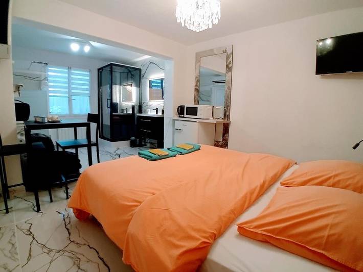 Maison d’hôte pour 2 personnes, avec terrasse à la La Ciotat - 3