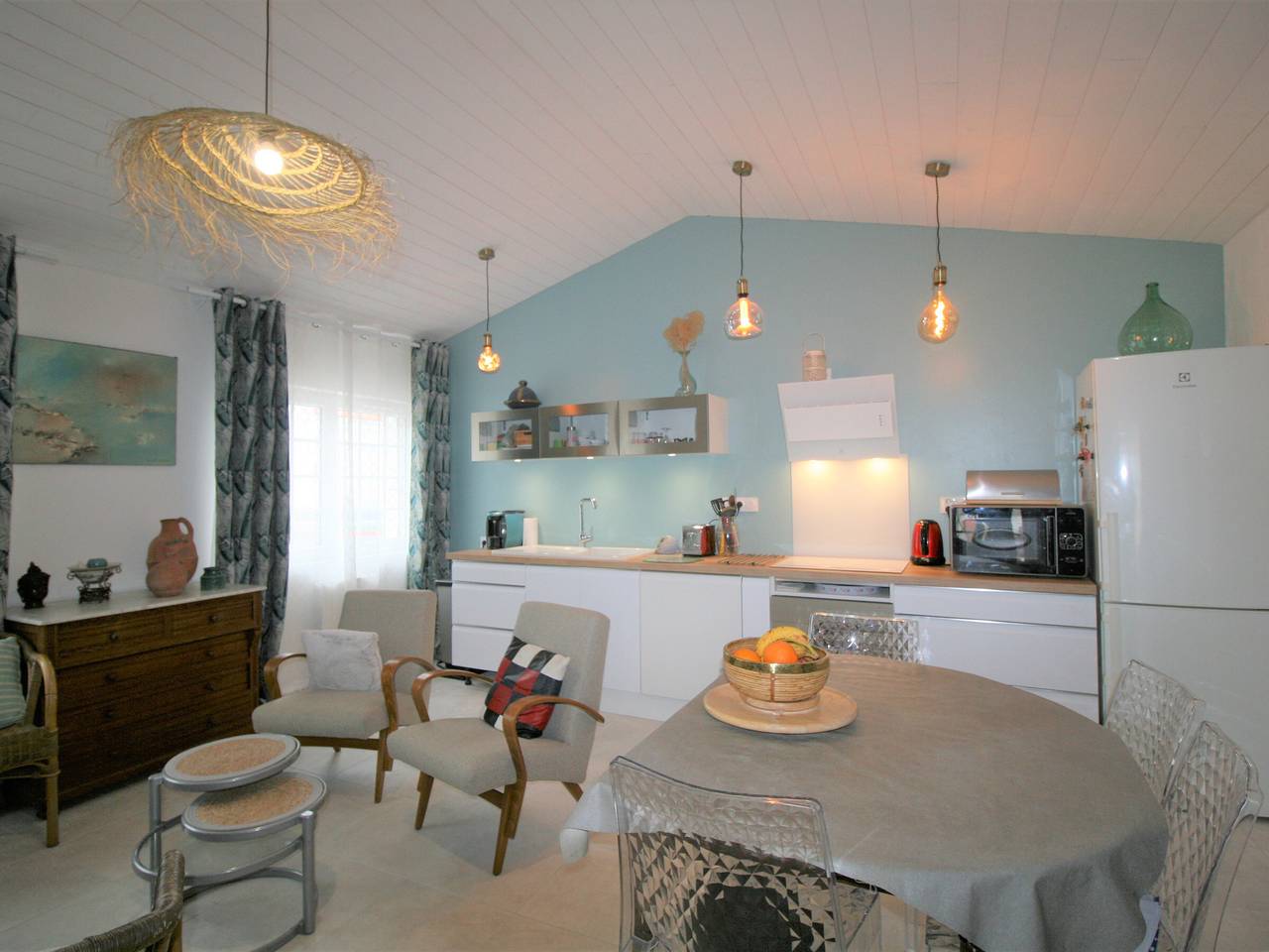 Charming Renovated House, Close to Shops and Beach, La Tranche-sur-Mer in La Tranche-sur-Mer, Vendée