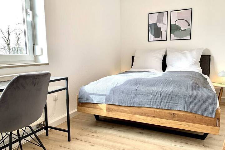 Apartamento entero, Modern 2-Bedroom Apartment Near Messe | 2-4 Guests in Augsburgo, Suabia (Baviera)