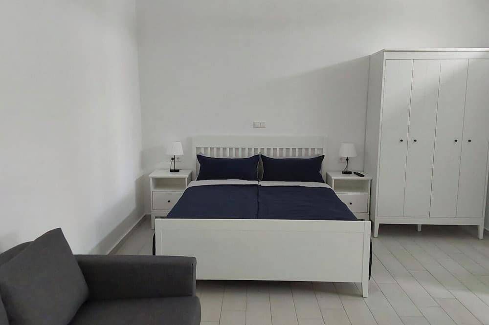 Marven´s Apartment in Zefiria, Milo