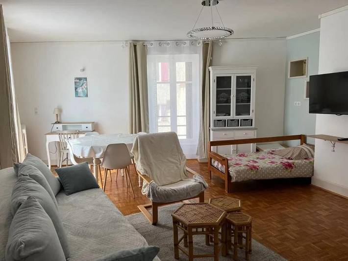 Gîte pour 3 personnes dans Thermes De Neris Les Bains Neris Les Bains - 2