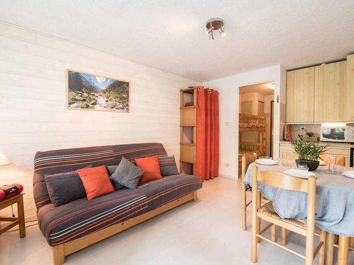 Gîte pour 4 personnes, avec Balcon dans Office De Tourisme De Saint Laurent Soulan - 3