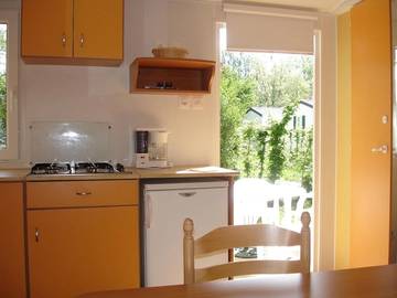 Camping pour 8 Personnes dans Monceaux-sur-Dordogne, Région de Tulle, Photo 4