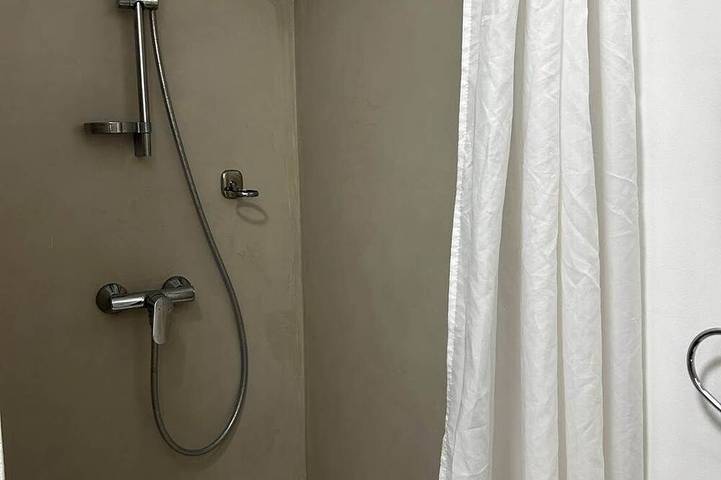 Gîte pour 4 personnes, avec balcon à Niozelles - 4