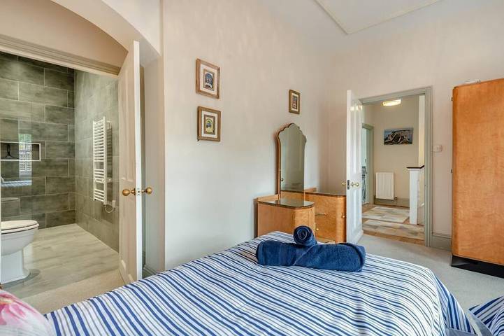 5 Bed in Studland (oc-wy365) in Studland, Dorset