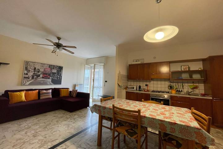 Ferienwohnung für 3 Personen, mit Balkon, kinderfreundlich in Pietra Ligure Gemeinde - 4