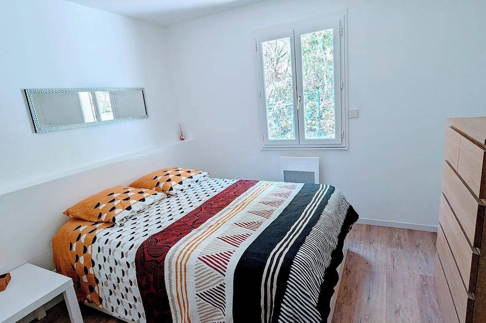 La Brulière 4 rooms in Velaux, Aix-en-Provence region