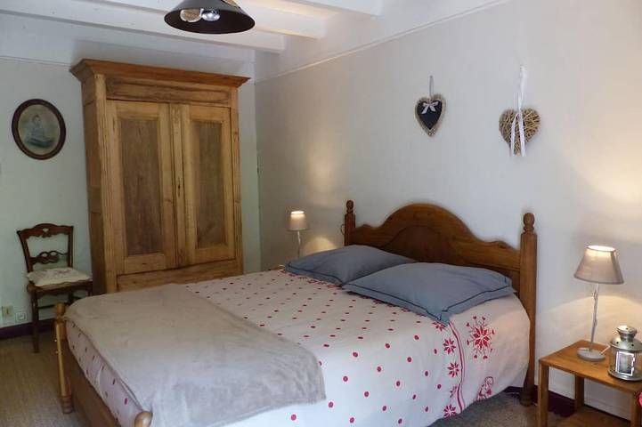 Location de vacances pour 5 personnes, avec balcon et jardin à Siguer - 2